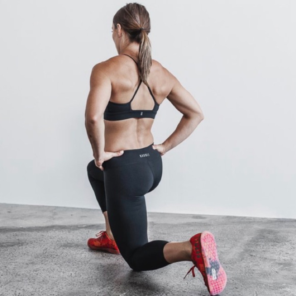 Nobull crop-mid rise black mat(s)